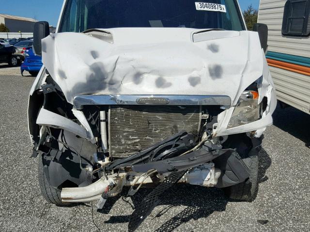 WDYPE845375158564 - 2007 FREIGHTLINER SPRINTER 2 WHITE photo 9