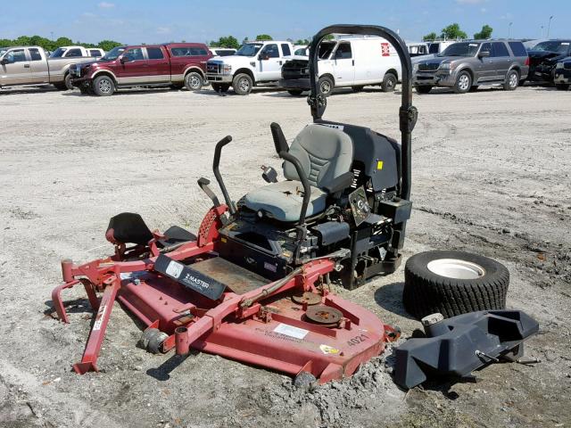 260000147 - 2005 TORO ZERO TURN MAROON photo 2