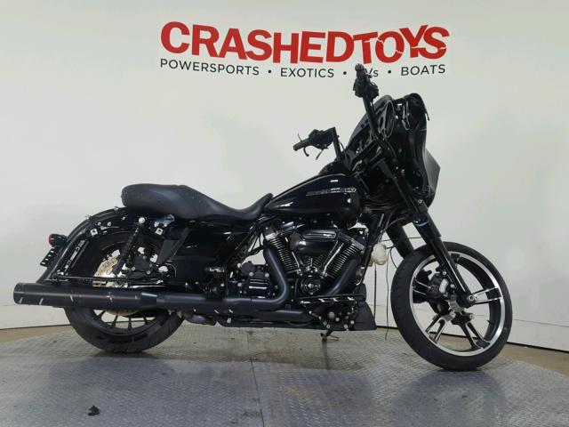 1HD1KRC1XJB610385 - 2018 HARLEY-DAVIDSON FLHXS STRE BLACK photo 1