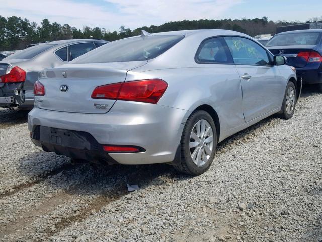 KNAFX6A81E5163115 - 2014 KIA FORTE EX SILVER photo 4