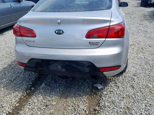 KNAFX6A81E5163115 - 2014 KIA FORTE EX SILVER photo 9