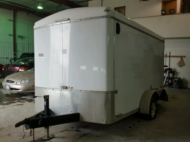 4J6TC12266B082595 - 2006 UTILITY UTILITY WHITE photo 2