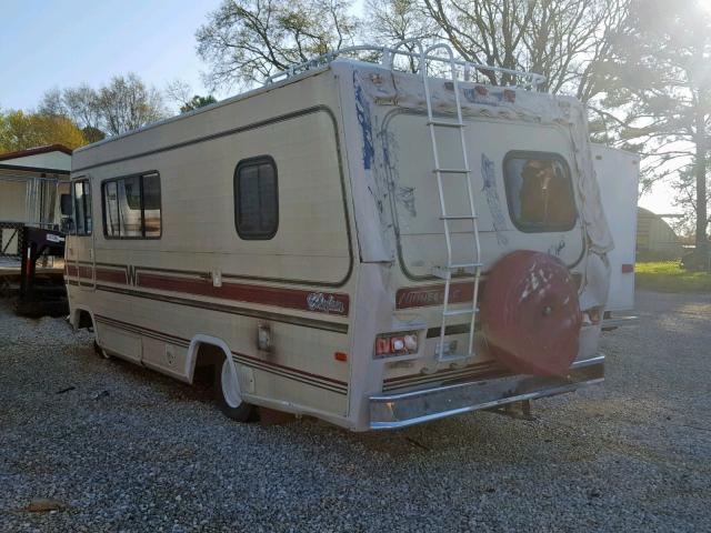 1GBJP37WXE3316396 - 1984 WINNEBAGO CHIEFTAIN TAN photo 3