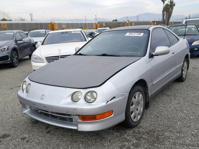 JH4DC4458YS012062 - 2000 ACURA INTEGRA LS SILVER photo 2