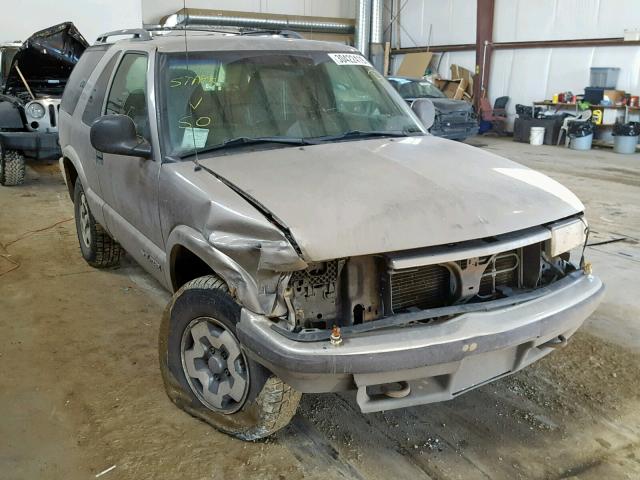 1GNCT18W4WK194250 - 1998 CHEVROLET BLAZER BEIGE photo 1