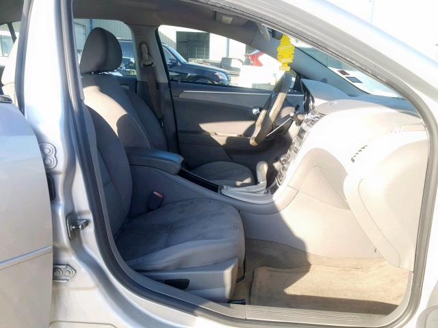 1G1ZC5E05A4123610 - 2010 CHEVROLET MALIBU 1LT 银色 照片 5