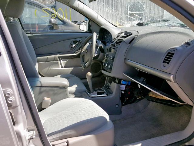 1G1ZS58F87F275980 - 2007 CHEVROLET MALIBU LS SILVER photo 5