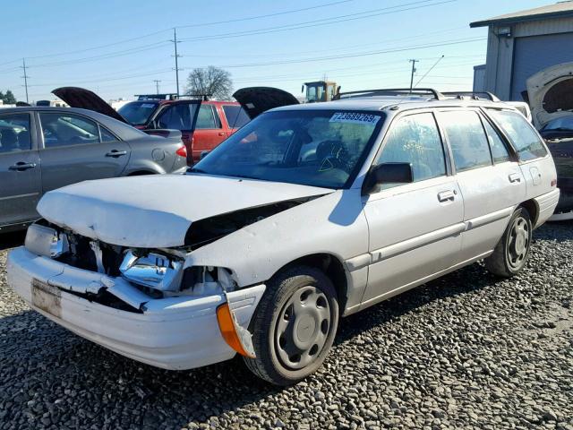 1FASP15J6TW104379 - 1996 FORD ESCORT LX WHITE photo 2