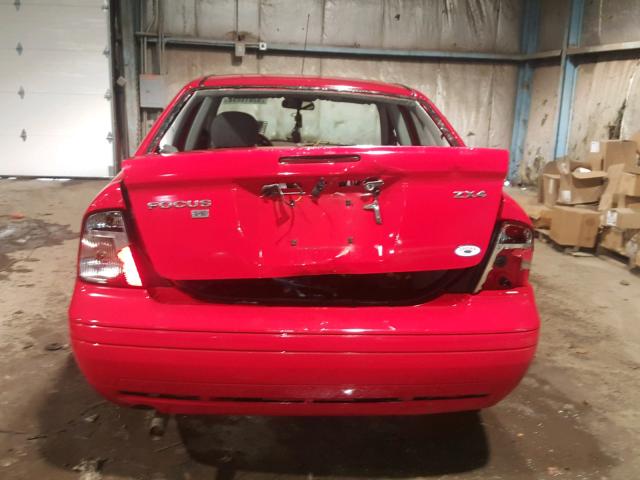 1FAFP34N36W150886 - 2006 FORD FOCUS ZX4 RED photo 9