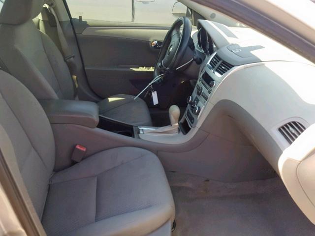 1G1ZC5E0XAF188876 - 2010 CHEVROLET MALIBU 1LT ვერცხლისფერი ფოტო 5