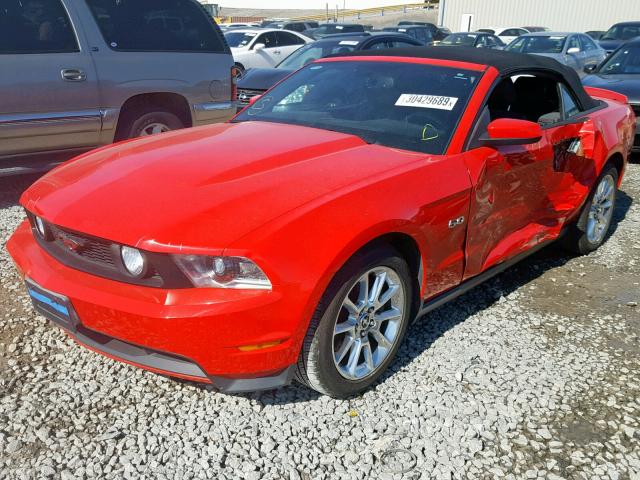 1ZVBP8FF6B5124579 - 2011 FORD MUSTANG GT RED photo 2
