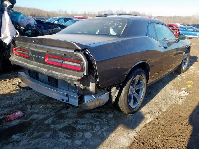 2C3CDZAG3KH631765 - 2019 DODGE CHALLENGER SXT  photo 4