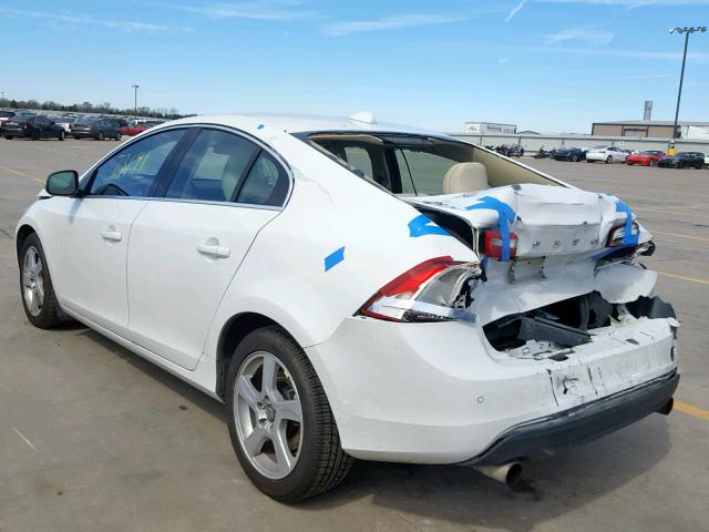 YV1622FS2C2114643 - 2012 VOLVO S60 T5 WHITE photo 3