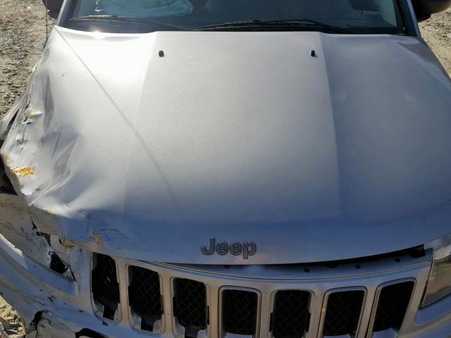 1C4NJCBA7HD166935 - 2017 JEEP COMPASS SP 银色 照片 7