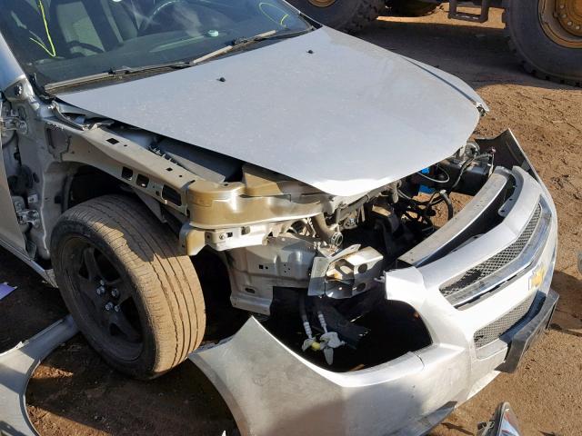 1G1ZH57B39F137425 - 2009 CHEVROLET MALIBU 1LT SILVER photo 9