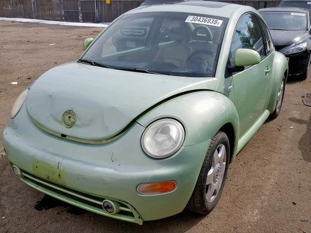 3VWDD21C0YM462252 - 2000 VOLKSWAGEN NEW BEETLE მწვანე ფოტო 2