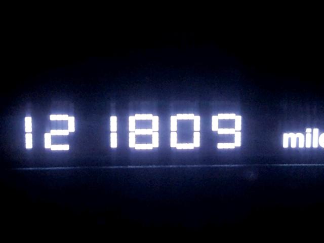 1J8HH48K08C162366 - 2008 JEEP COMMANDER SILVER photo 8