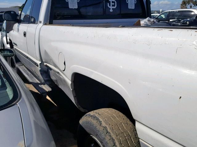 1B7KF23Z3YJ146640 - 2000 DODGE RAM 2500 WHITE photo 9