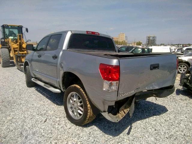 5TFEM5F12BX022499 - 2011 TOYOTA TUNDRA CRE SILVER photo 3