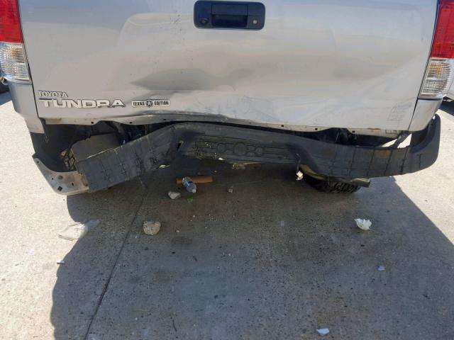 5TFEM5F12BX022499 - 2011 TOYOTA TUNDRA CRE SILVER photo 9