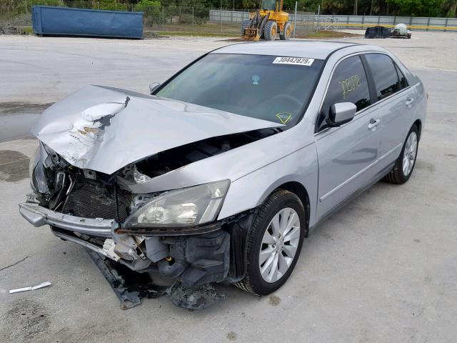 1HGCM56405A018042 - 2005 HONDA ACCORD LX SILVER photo 2