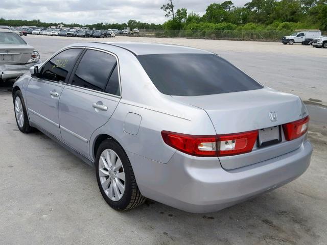 1HGCM56405A018042 - 2005 HONDA ACCORD LX SILVER photo 3