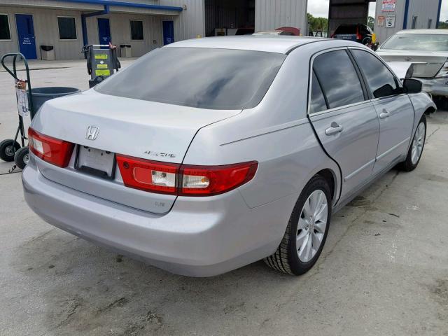 1HGCM56405A018042 - 2005 HONDA ACCORD LX SILVER photo 4