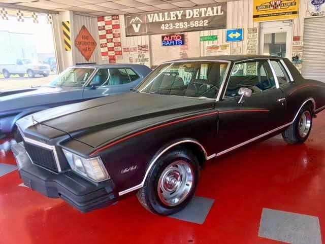 1Z37J9D509399 - 1979 CHEVROLET MONTECARLO BLACK photo 2