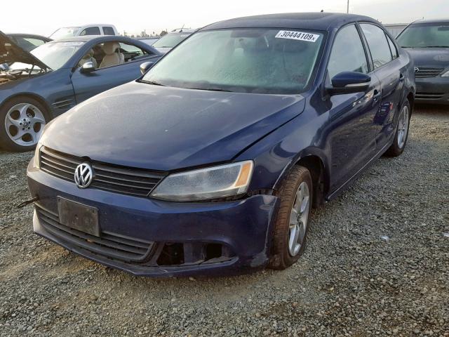 3VW3L7AJ0CM377561 - 2012 VOLKSWAGEN JETTA TDI BLUE photo 2