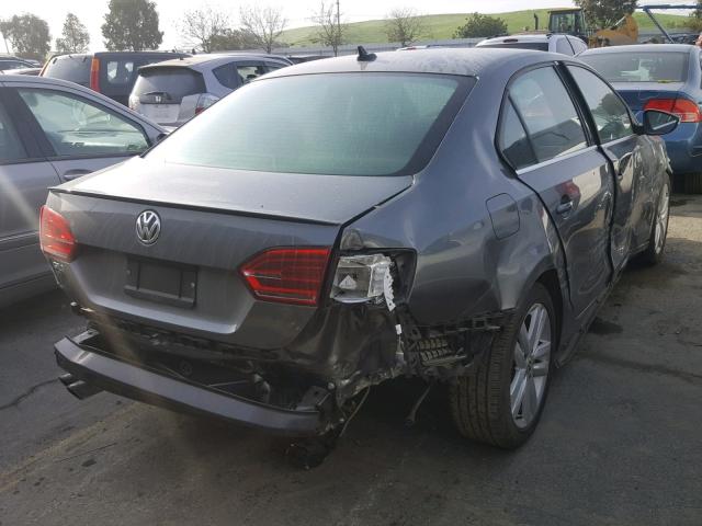 3VW4T7AJ0EM371394 - 2014 VOLKSWAGEN JETTA GLI GRAY photo 4