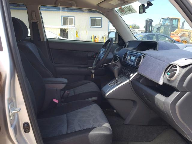 JTLZE4FE7B1141538 - 2011 TOYOTA SCION XB 银色 照片 5