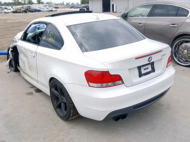 WBAUC735X8VF22366 - 2008 BMW 135 I WHITE photo 3