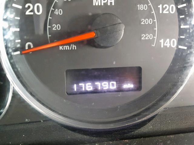 1J8HH48K28C142944 - 2008 JEEP COMMANDER SILVER photo 8