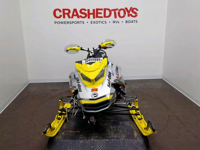 2BPSMXJA6JV000029 - 2018 SKI DOO MXZ GRAY photo 2