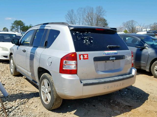 1J8FT47W67D124451 - 2007 JEEP COMPASS SILVER photo 3