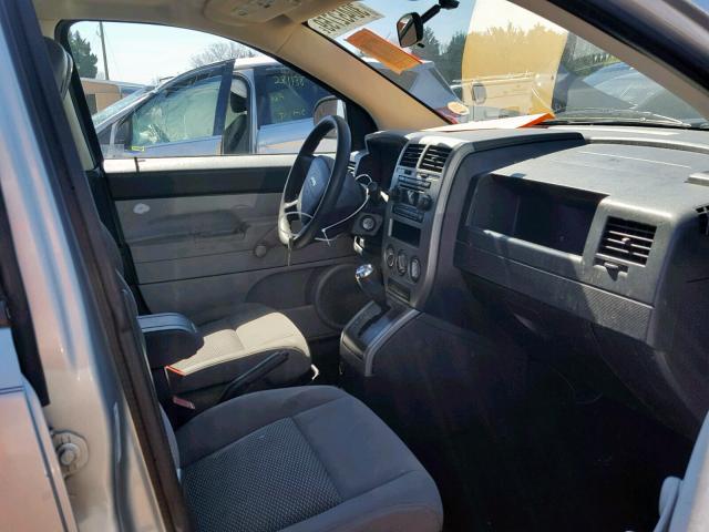 1J8FT47W67D124451 - 2007 JEEP COMPASS SILVER photo 5