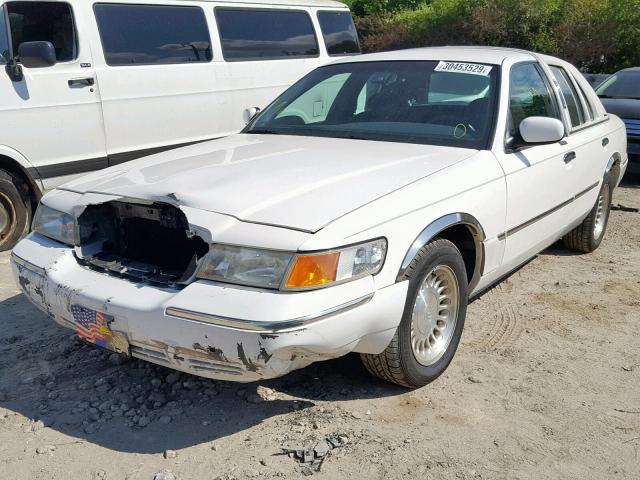 2MEFM75W6XX612248 - 1999 MERCURY GRAND MARQ WHITE photo 2