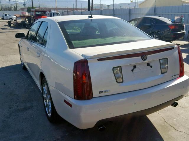 1G6DC67A350188257 - 2005 CADILLAC STS WHITE photo 3