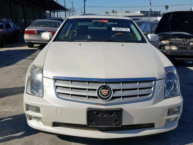 1G6DC67A350188257 - 2005 CADILLAC STS WHITE photo 9