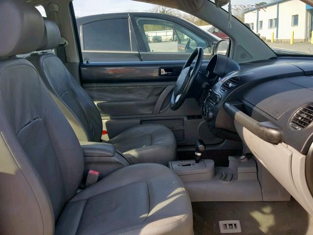 3VWCR31C15M403922 - 2005 VOLKSWAGEN NEW BEETLE Күміс фото 5