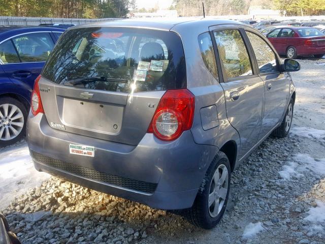 KL1TD66E49B608278 - 2009 CHEVROLET AVEO LS GRAY photo 4