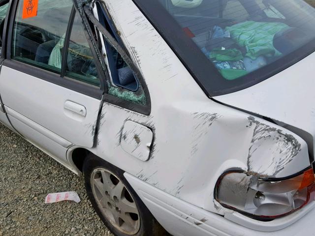 1FASP14J8SW316670 - 1995 FORD ESCORT LX WHITE photo 9