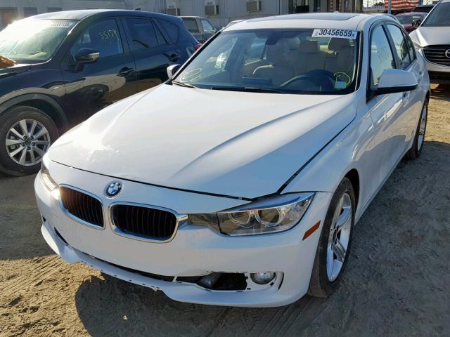 WBA3D3C59EF099140 - 2014 BMW 328 D WHITE photo 2