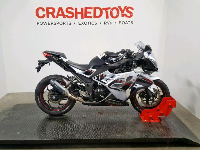 JKAEX8A12EA002206 - 2014 KAWASAKI EX300 A WHITE photo 1