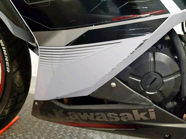 JKAEX8A12EA002206 - 2014 KAWASAKI EX300 A WHITE photo 11