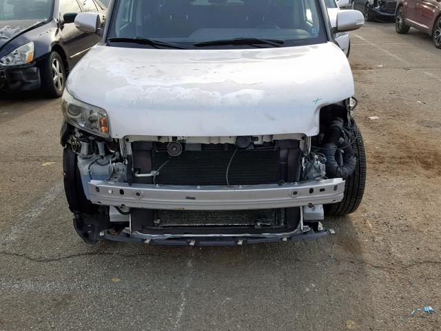 JTLKE50E391073734 - 2009 TOYOTA SCION XB SILVER photo 9