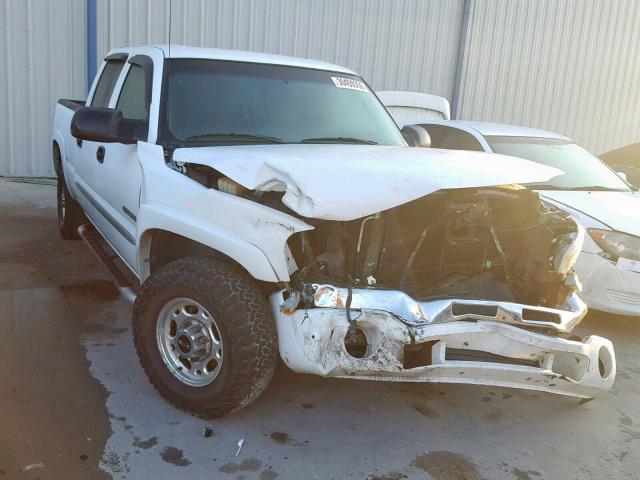 1GTGC23U74F105055 - 2004 GMC SIERRA C25 WHITE photo 1