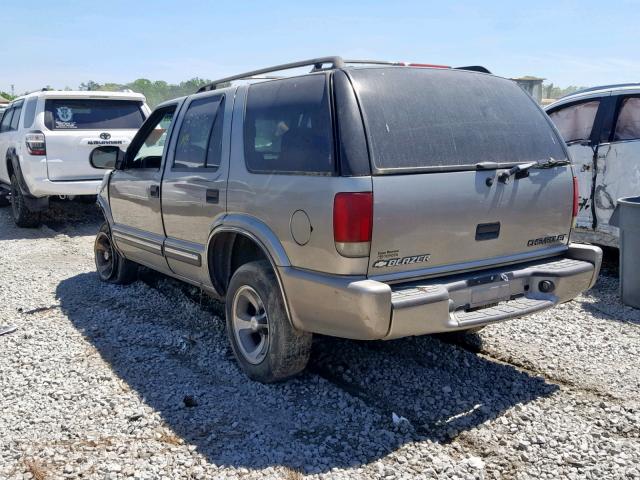 1GNCS13W3Y2206398 - 2000 CHEVROLET BLAZER TAN photo 3