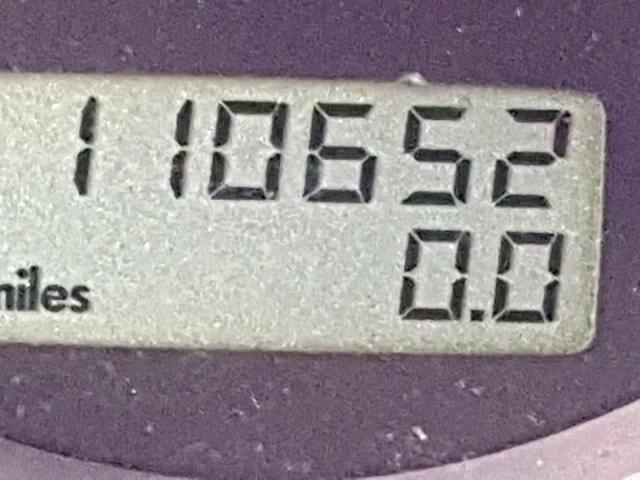 WVWPD63B02P248021 - 2002 VOLKSWAGEN PASSAT GLS WHITE photo 8