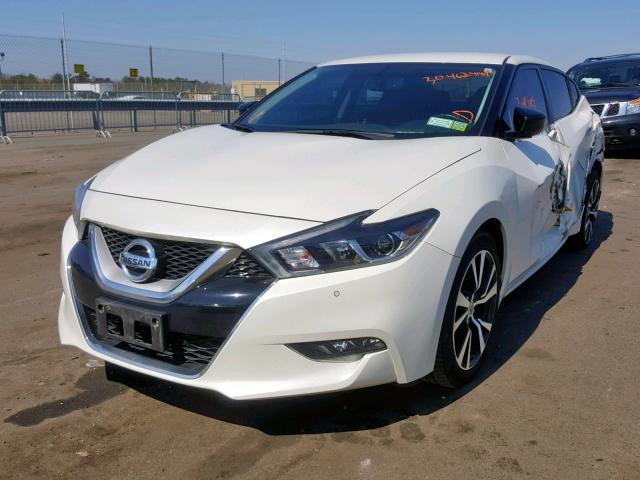 1N4AA6AP8HC425885 - 2017 NISSAN MAXIMA 3.5 WHITE photo 2